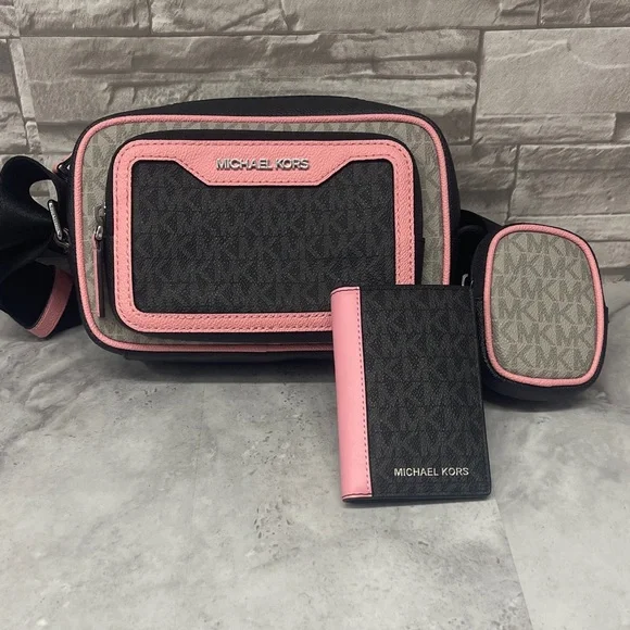Michael Kors Cooper Colorblock Black and Pink Logo Camera Crossbody & Wallet Set - Picture 1 of 15